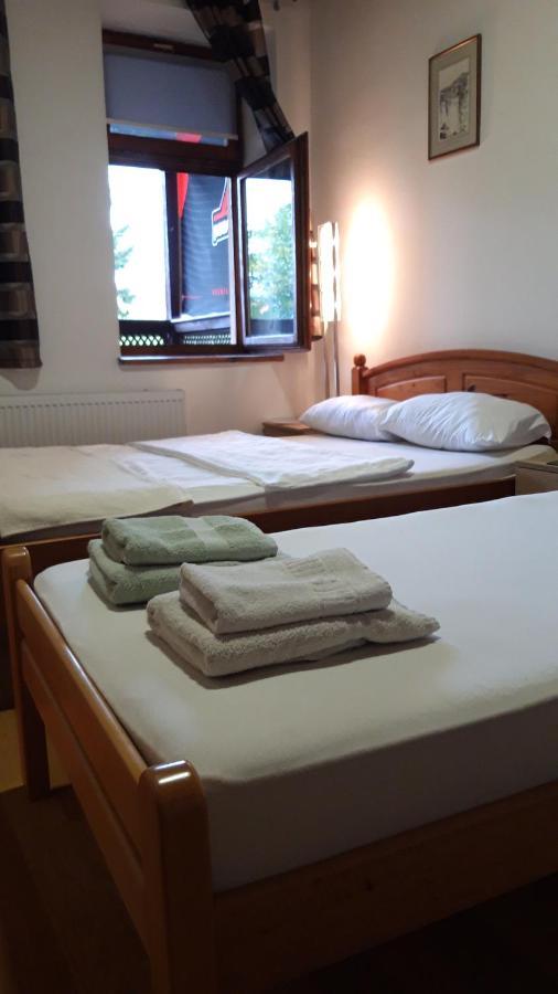 Apartment And Rooms"Tabasnice"Tuzla Centar Dış mekan fotoğraf
